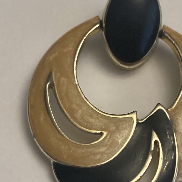 Retro Enamel Silver Tone Earrings - Picture 3 of 14